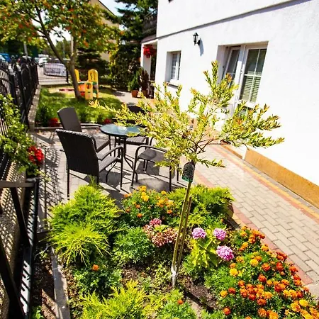 Czarmorza Goscinne * ميلنو