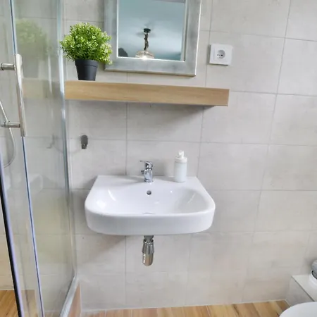 Czarmorza Goscinne * ミエルノ