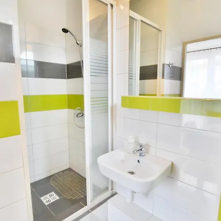 Czarmorza Goscinne منزل للإقامة *