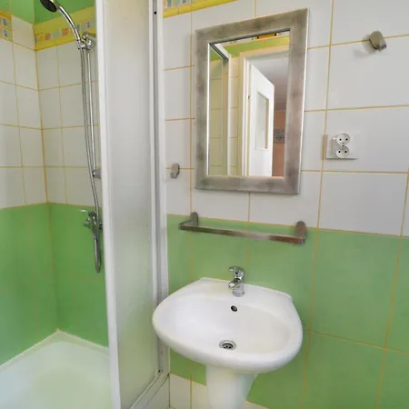 Czarmorza Goscinne ميلنو