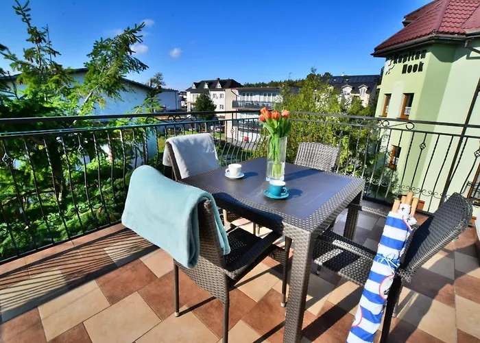 Rum i privatbostad Czarmorza Goscinne Mielno (Koszalin)